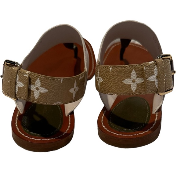 Louis Vuitton Monogram Giant Khaki and Green Sandals - Picture 3 of 6